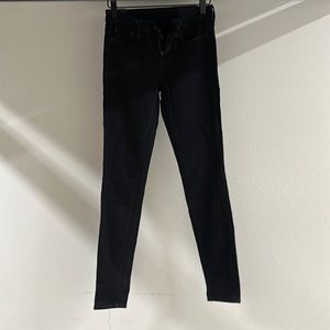 Pre owned Vince Jeans in Black